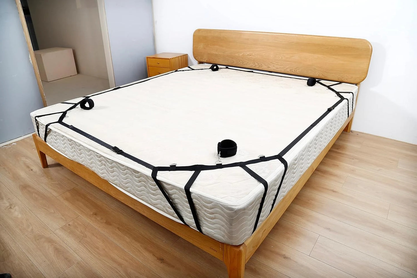 Eterfore Easy-Install Bed Restraints BDSM Set